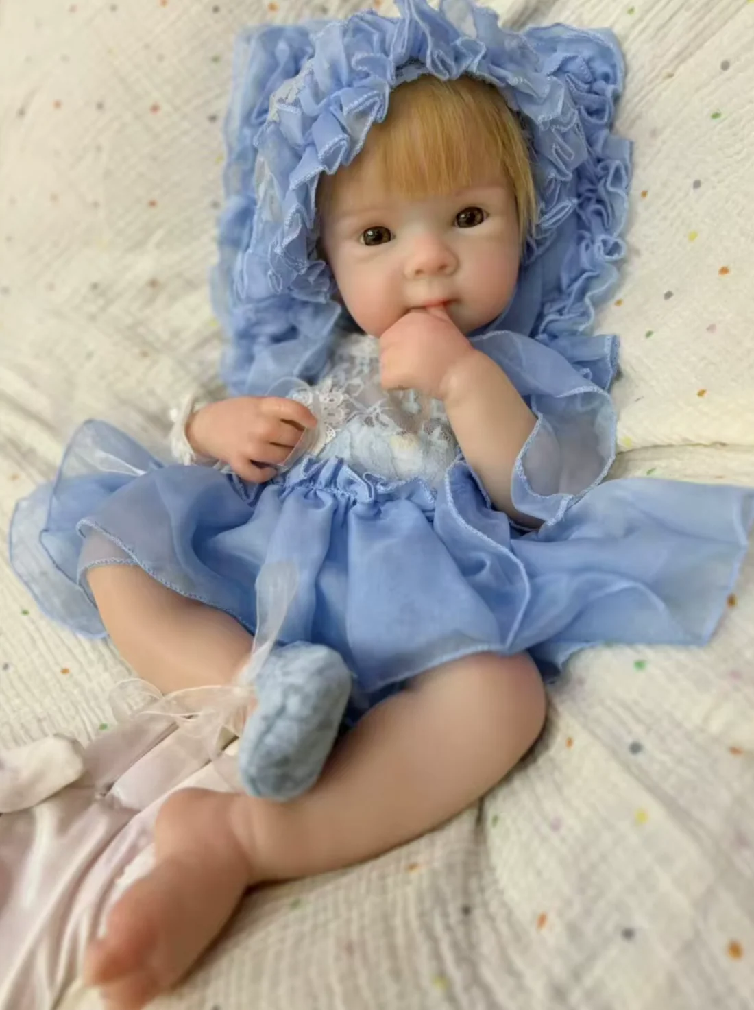 bettie – 18 inch (45 cm) full silicone reborn baby girl doll with open mouth bettie – 18 inch (45 cm) full silicone reborn baby girl doll with open mouth